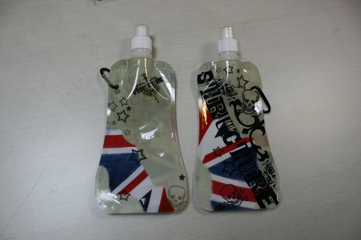 Bravado - Logo - Download Festival - faltbare Trinkflasche mit Karabiner